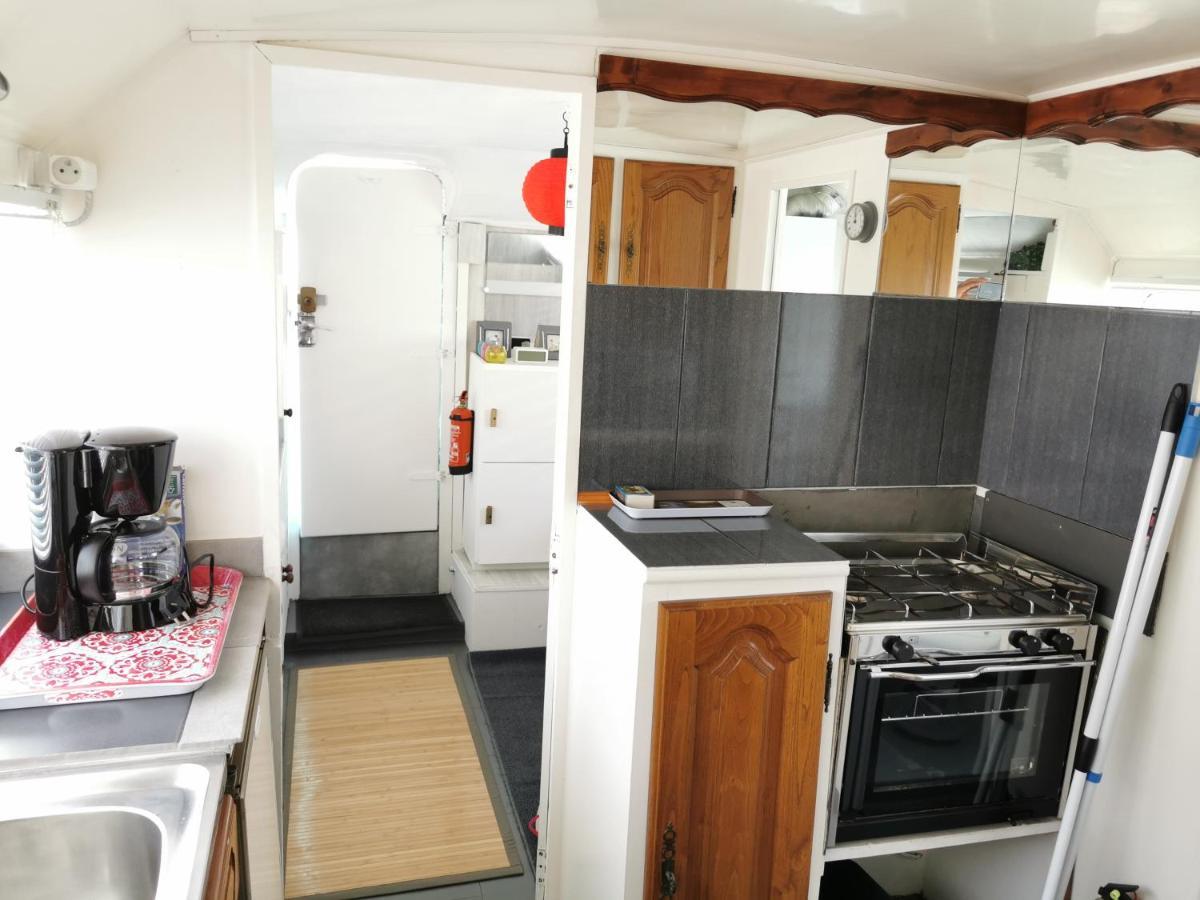 Hotel Bateau Entier 35M2 Avec Terrasse Beaucaire  Exteriér fotografie